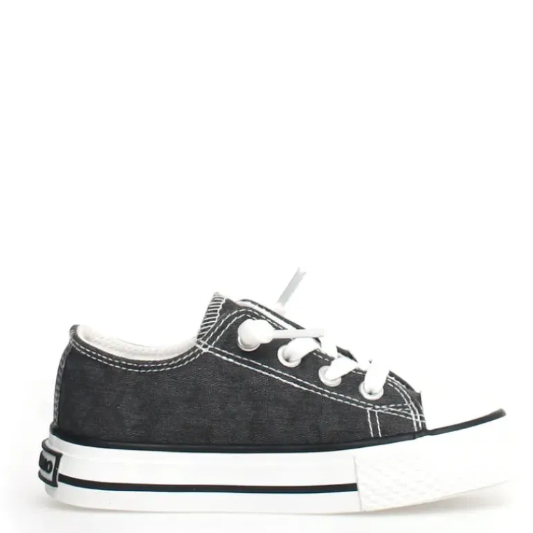 Ayasy - Black Canvas