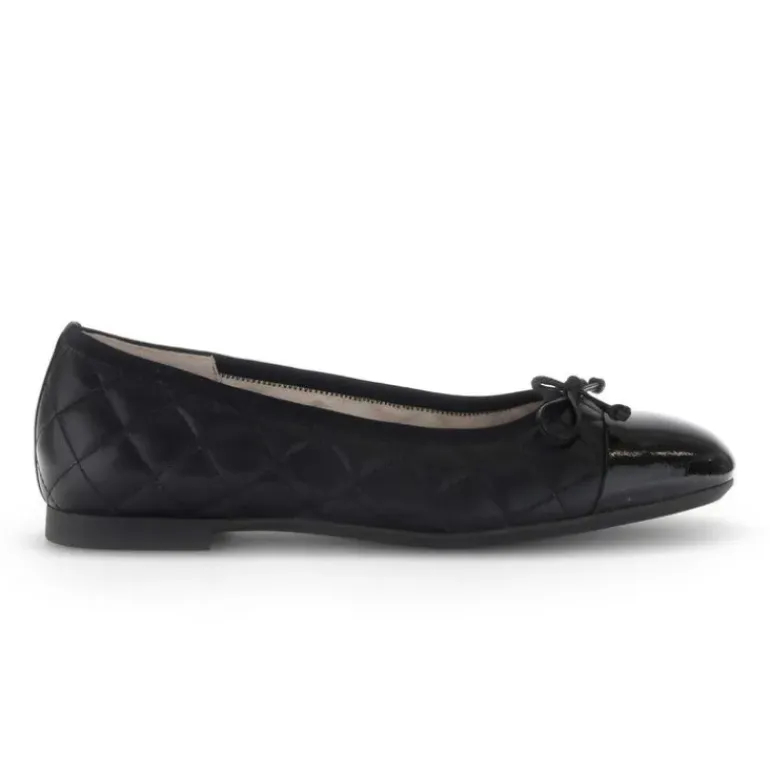 62.612.57 - Black Leather