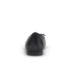 62.612.57 - Black Leather