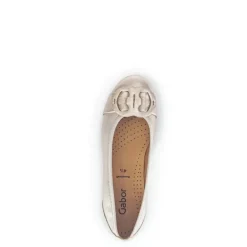 64.163.62 - Gold Leather