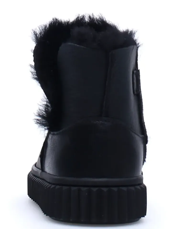 Greta - Black Shearling